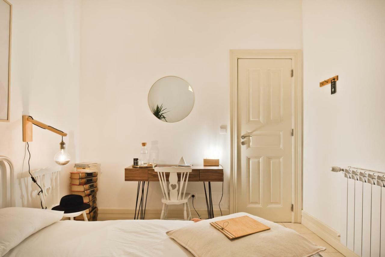 Alma Nossa Guest House Lisbon Exterior photo